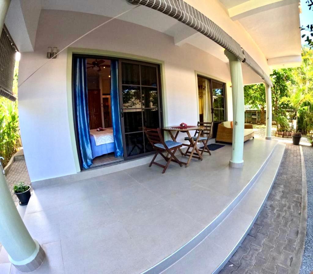 Belle Montagne Holiday Apartments Grand Anse  Екстериор снимка