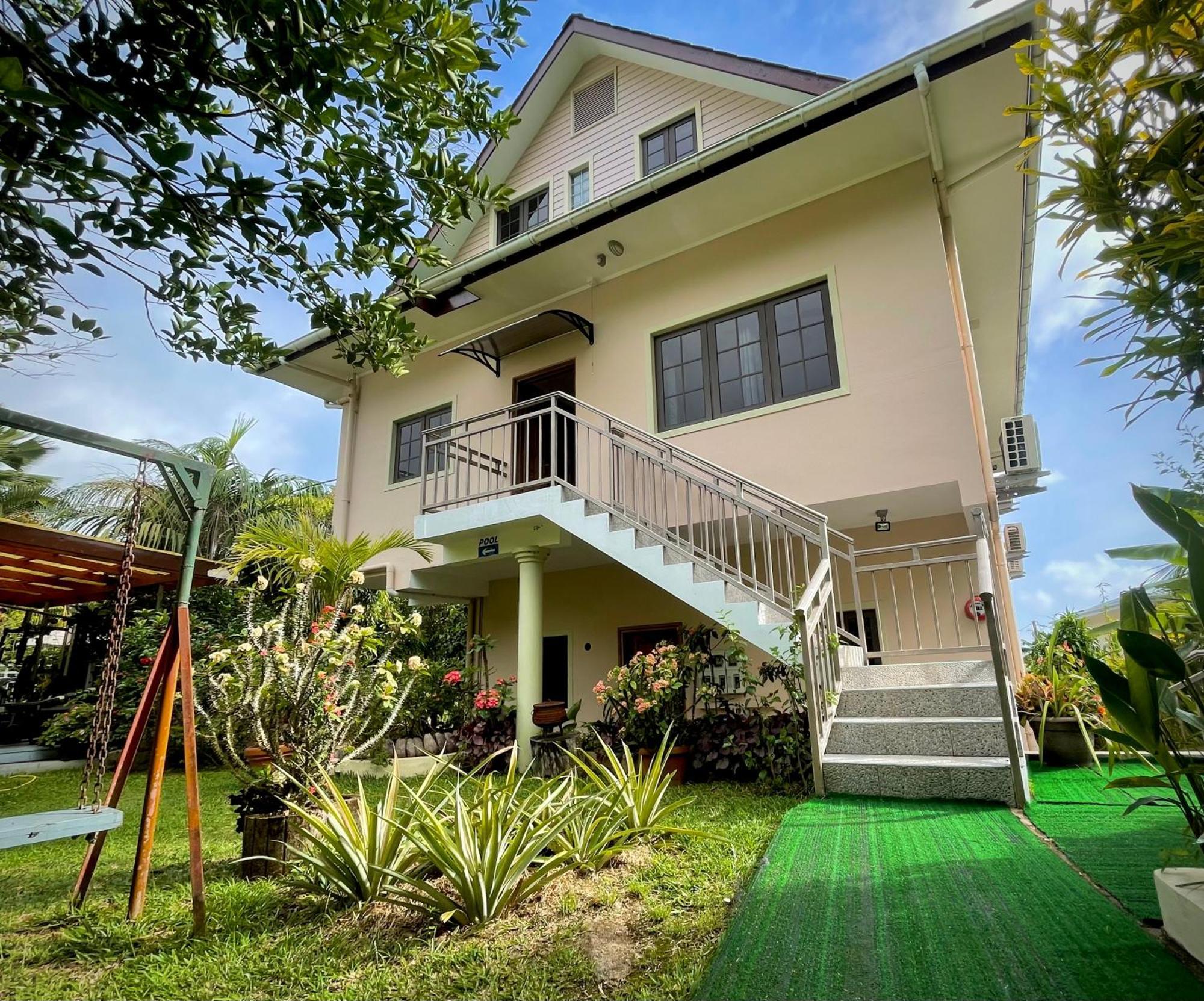 Belle Montagne Holiday Apartments Grand Anse  Екстериор снимка